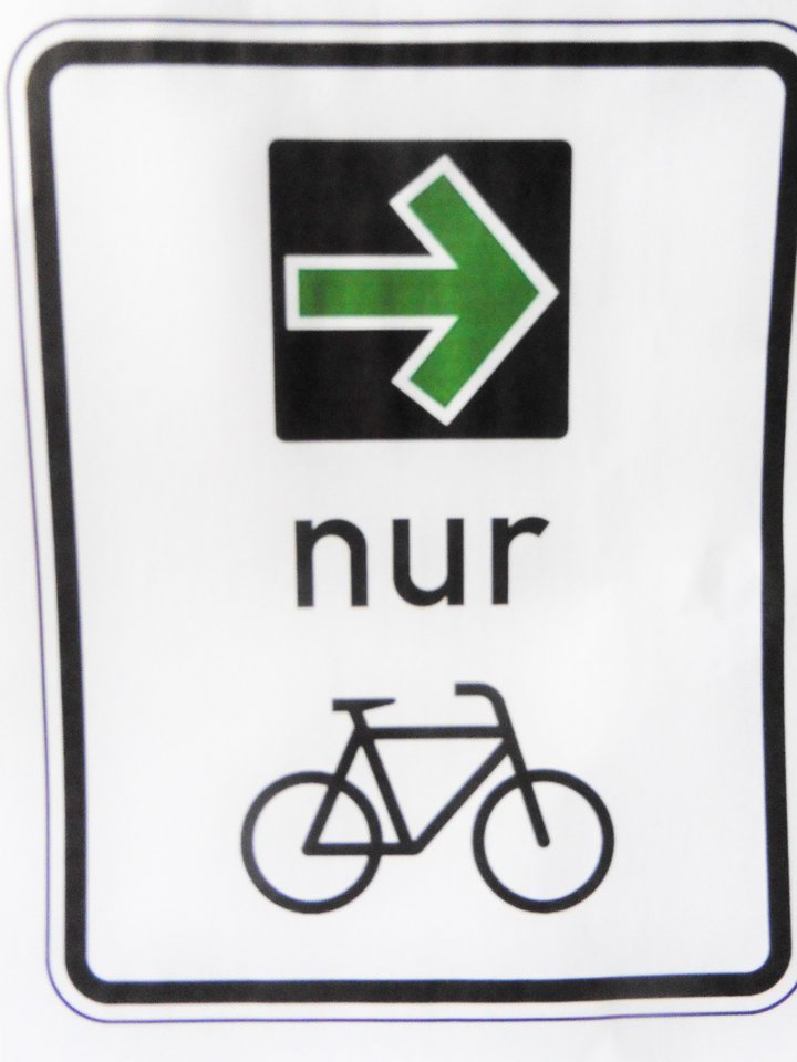 Gruener-Pfeil..jpg